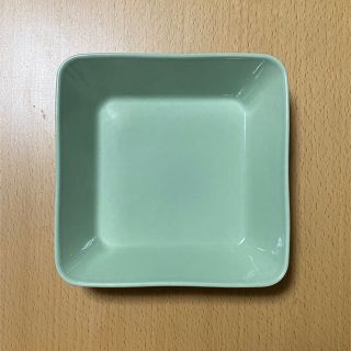 イッタラ(iittala)の【廃盤品】イッタラ ティーマ スクエア 16cm×16cm セラドングリーン(食器)