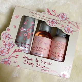 ロクシタン(L'OCCITANE)のロクシタン♡チェリーブロッサム セット(ハンドクリーム)