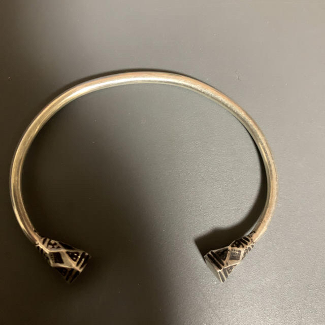 Maison Martin Margiela(マルタンマルジェラ)のトゥアレグシルバー touareg silver バングル 15 メンズのアクセサリー(ブレスレット)の商品写真