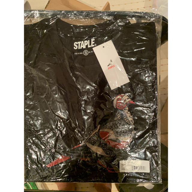 staple(ステイプル)のstaple sneaker pigeon Sサイズ メンズのトップス(Tシャツ/カットソー(半袖/袖なし))の商品写真
