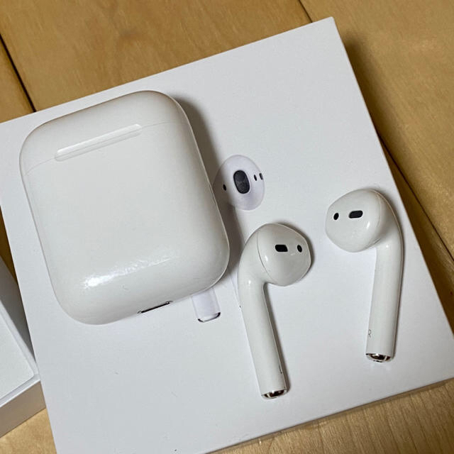 Apple AirPods 2 第二世代 iPhone