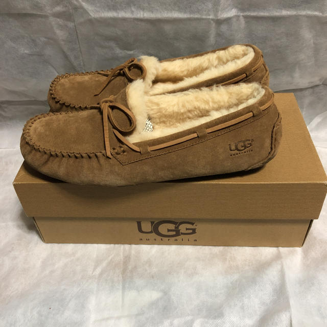 UGG(アグ)のUGG   オルセン　 メンズの靴/シューズ(スリッポン/モカシン)の商品写真