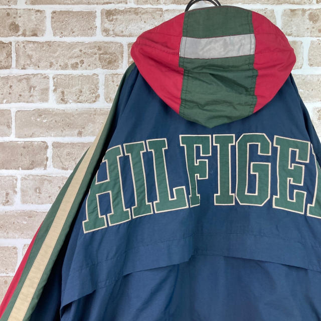 TOMMY HILFIGER(トミーヒルフィガー)のトミーヒルフィガー ナイロンジャケット セーリングギア ビッグロゴ 90s 古着 メンズのジャケット/アウター(ナイロンジャケット)の商品写真