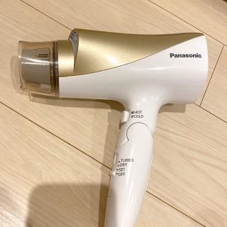 パナソニック(Panasonic)のPanasonic イオニティ　ヘアドライヤー　EH-NE6A(ドライヤー)