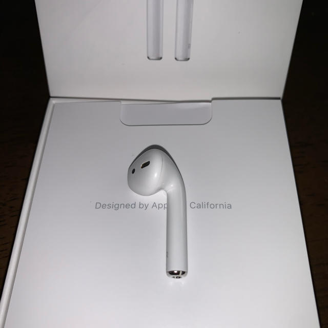 【極美品】AirPods 第一世代　右耳　正規品