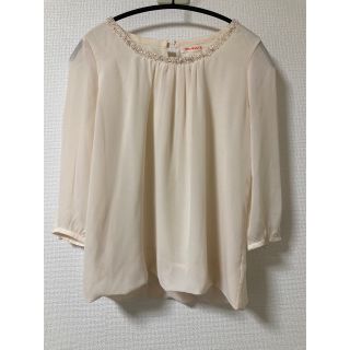 トッコ(tocco)の【美品】ミューズ　ブラウス　ビジュー　ビーズ　七分袖　アイボリー　ベージュ　(シャツ/ブラウス(長袖/七分))