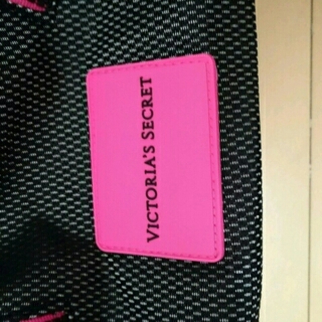 Victoria's Secret(ヴィクトリアズシークレット)の最終値下げ ヴィクトリアシークレット レディースのバッグ(リュック/バックパック)の商品写真