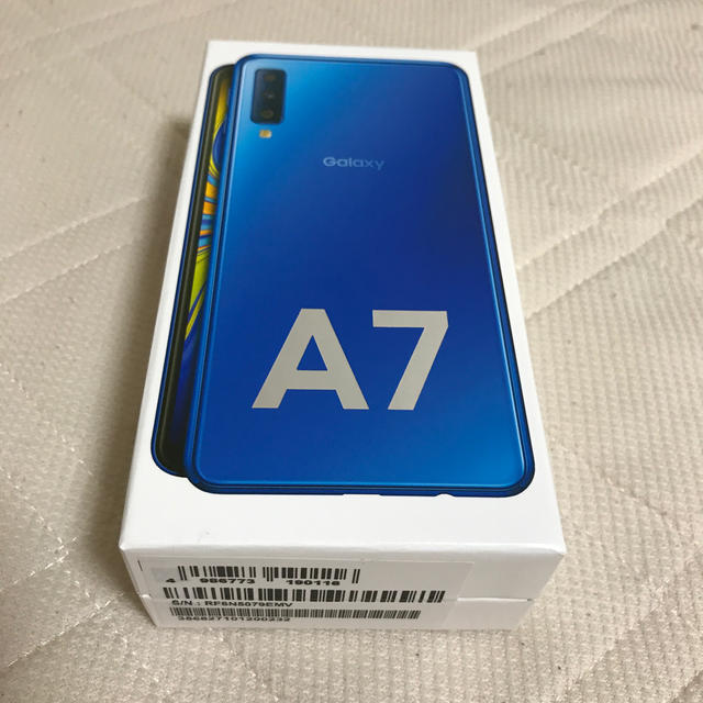 Galaxy A7(本体) と手帳型スマホケースのセット