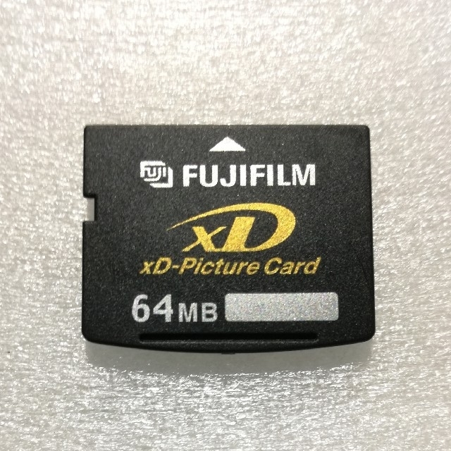 富士フイルム(フジフイルム)のXDピクチャーカード【64MB】FUJIFILM　中古 スマホ/家電/カメラのPC/タブレット(PC周辺機器)の商品写真