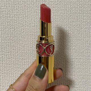 イヴサンローランボーテ(Yves Saint Laurent Beaute)のYVESSAINTLAURENT イヴサンローランヴォリュプテシャイン 13(口紅)