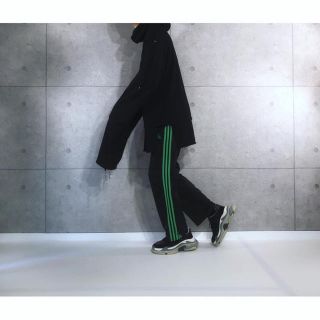 アディダス(adidas)のadidas neon jersey wide pants(その他)