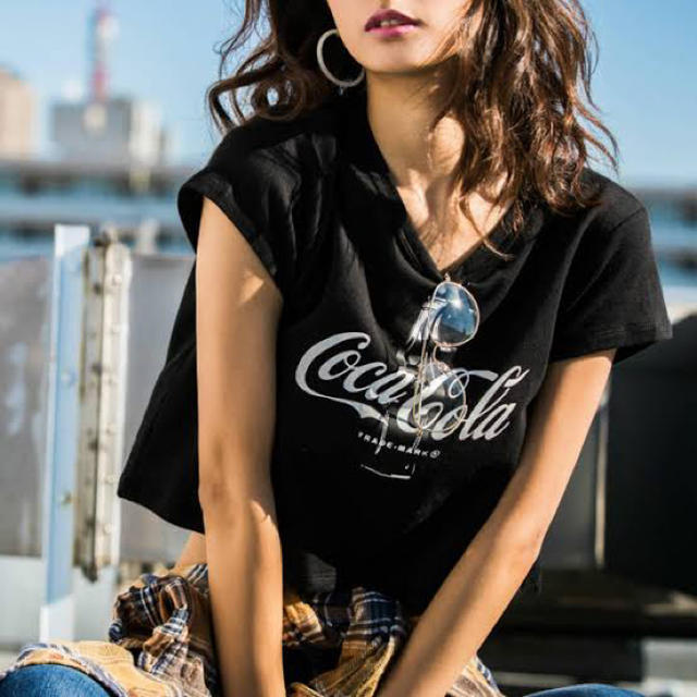 GYDA(ジェイダ)のコカ・コーラ ショートTシャツ メンズのトップス(Tシャツ/カットソー(半袖/袖なし))の商品写真