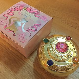 バンダイ(BANDAI)のセーラームーンシャイニングパウダー(フェイスパウダー)