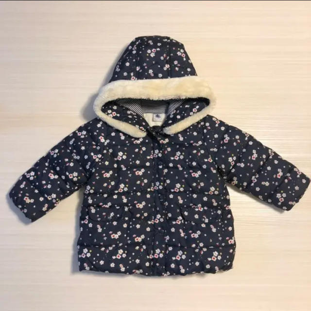 PETIT BATEAU(プチバトー)のプチバトー　中綿アウター　24m 86cm キッズ/ベビー/マタニティのキッズ服女の子用(90cm~)(ジャケット/上着)の商品写真