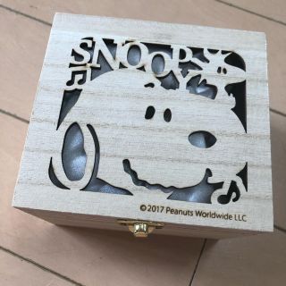 スヌーピー(SNOOPY)の【新品】スヌーピー　マグカップ(グラス/カップ)