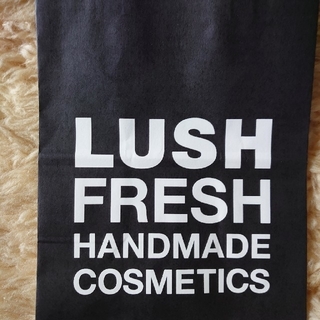 ラッシュ(LUSH)の(エコ)LUSH FRESH ショッパー BK (ショップ袋)