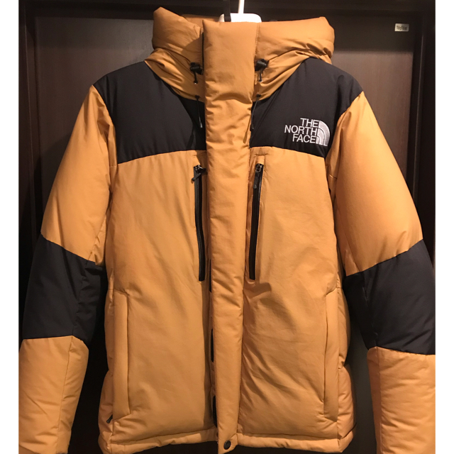 THE NORTH FACE(ザノースフェイス)のバルトロライトジャケット　ブリティッシュカーキ Mサイズ メンズのジャケット/アウター(ダウンジャケット)の商品写真