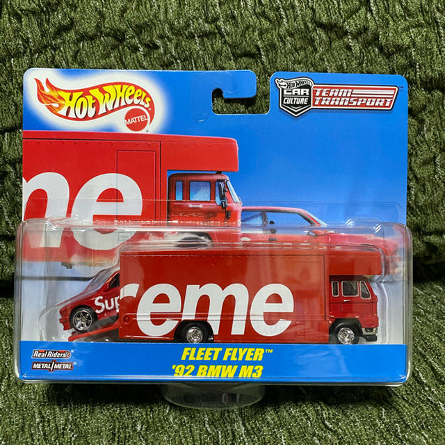 Supreme(シュプリーム)の【新品未開封】Supreme Hot Wheels FleetFlyer BMW エンタメ/ホビーのおもちゃ/ぬいぐるみ(ミニカー)の商品写真