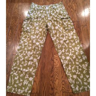 A BATHING APE(ワークパンツ/カーゴパンツ)のフリマアイテム一覧 A BATHING APE(ワークパンツ/カーゴパンツ)のフリマアイテム一覧