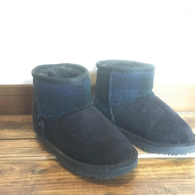 Harris Tweed(ハリスツイード)のハリスツイード　キッズ　ムートンブーツ　16センチ キッズ/ベビー/マタニティのキッズ靴/シューズ(15cm~)(ブーツ)の商品写真