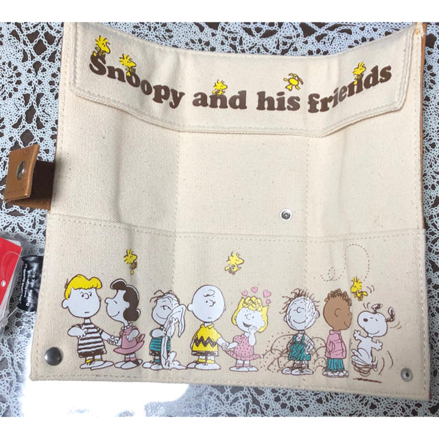 PEANUTS(ピーナッツ)のPEANUTS スヌーピー  便利な2wayペンケース インテリア/住まい/日用品の文房具(ペンケース/筆箱)の商品写真