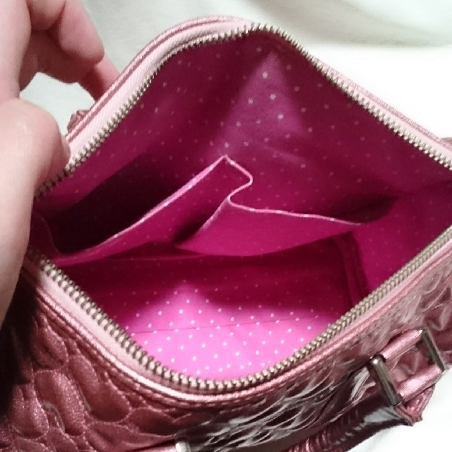 Samantha Vega(サマンサベガ)のサマンサベガ グリッター ピンク やや小さめのバッグ レディースのバッグ(ハンドバッグ)の商品写真