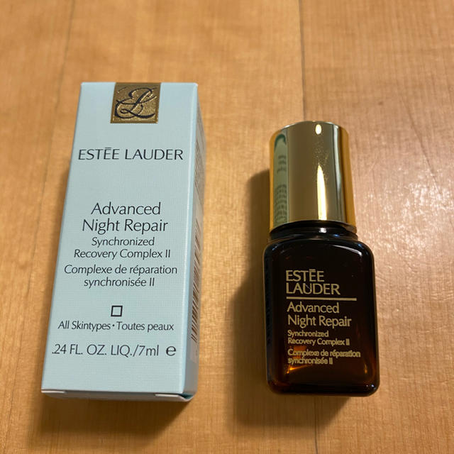 Estee Lauder(エスティローダー)のエスティーローダー　美容液　新品 コスメ/美容のスキンケア/基礎化粧品(美容液)の商品写真