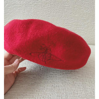 ヴィヴィアンウエストウッド(Vivienne Westwood)のVivienne Westwood ベレー帽 赤 ヴィヴィアン レッド(ハンチング/ベレー帽)