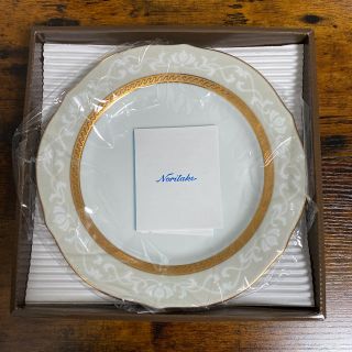 ノリタケ(Noritake)の【値下げ】ノリタケ Noritake ハンプシャーゴールド 23cm ペア皿(食器)