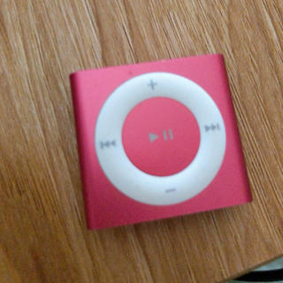 アップル(Apple)のiPod shuffle ピンク(ポータブルプレーヤー)