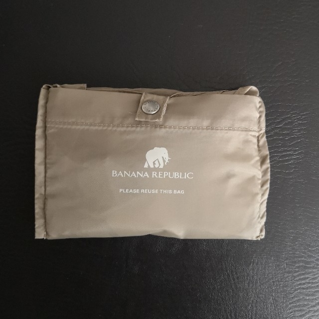 Banana Republic(バナナリパブリック)のBanana Republic　ナイロン　ぞうさん　エコバッグ　グレージュ レディースのバッグ(エコバッグ)の商品写真