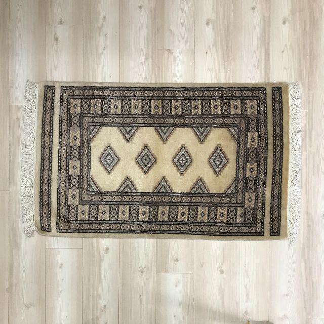 パキスタン絨毯 手織り ウール 新品未使用【1786】 新作グッ 7755円