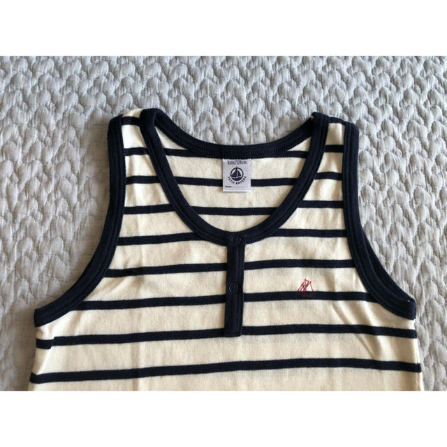 PETIT BATEAU(プチバトー)のプチバトー タンクトップ キッズ/ベビー/マタニティのキッズ服男の子用(90cm~)(Tシャツ/カットソー)の商品写真