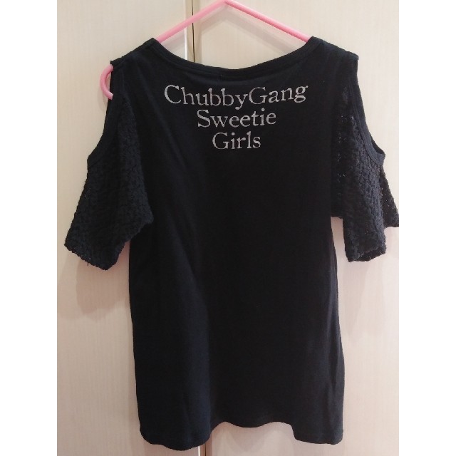 CHUBBYGANG(チャビーギャング)のCHUBBYGANGビッグリボンプリントカットソー130センチ キッズ/ベビー/マタニティのキッズ服女の子用(90cm~)(Tシャツ/カットソー)の商品写真