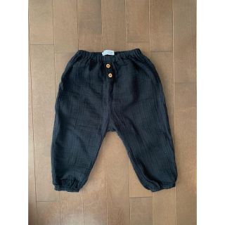 ザラキッズ(ZARA KIDS)のzarakidsザラキッズクレープ生地パンツ18-24m92cm(パンツ/スパッツ)