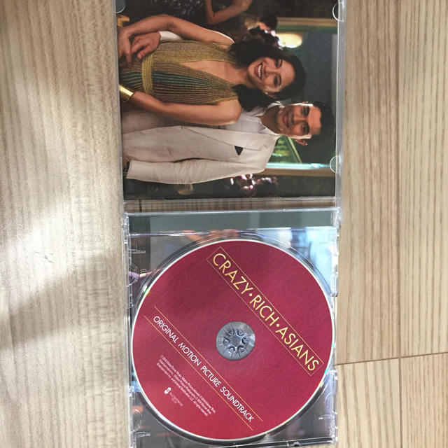 CRAZY RICH ASIANS サウンドトラック エンタメ/ホビーのCD(映画音楽)の商品写真