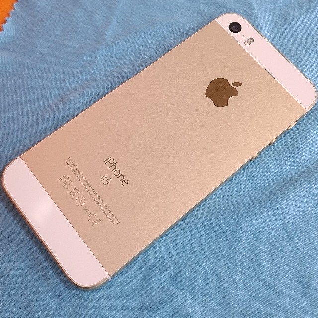 iPhone(アイフォーン)のApple iPhoneSE 第一世代 64GB ゴールド simフリー 美品 スマホ/家電/カメラのスマートフォン/携帯電話(スマートフォン本体)の商品写真