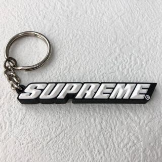 シュプリーム(Supreme)のSupreme Bevel Logo Keychain キーホルダー(キーホルダー)