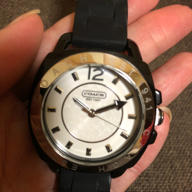 COACH(コーチ)の✨コーチ　ラバーベルト　ウォッチ✨稼働中・美品 メンズの時計(腕時計(アナログ))の商品写真