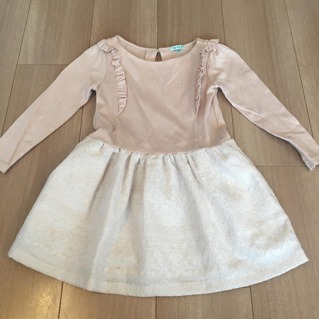 TOCCA(トッカ)のtocca レース　ジャガード　ワンピース　100 キッズ/ベビー/マタニティのキッズ服女の子用(90cm~)(ワンピース)の商品写真