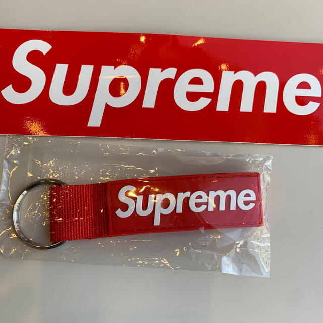 Supreme(シュプリーム)のsupreme キーホルダー メンズのファッション小物(キーホルダー)の商品写真