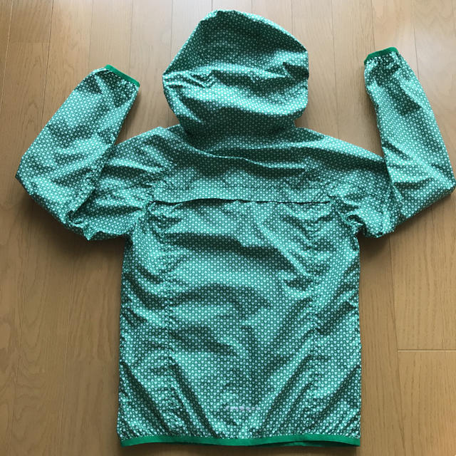 UNIQLO(ユニクロ)のユニクロ　ウィンドブレーカー　140 キッズ/ベビー/マタニティのキッズ服女の子用(90cm~)(ジャケット/上着)の商品写真