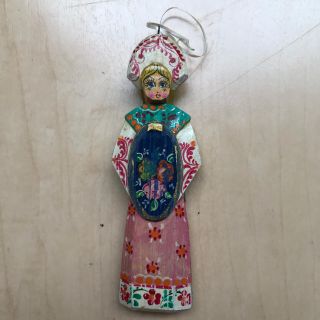 ミナペルホネン(mina perhonen)のロシア　飾り　木製　東欧　インテリア　刺繍　ハンドメイド　民族衣装　民芸　北欧(置物)