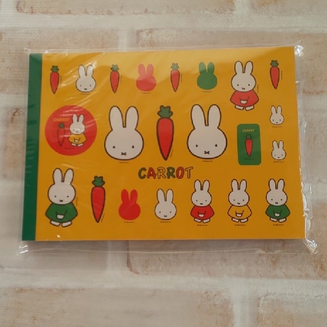 新品 miffy メモパッド インテリア/住まい/日用品の文房具(ノート/メモ帳/ふせん)の商品写真