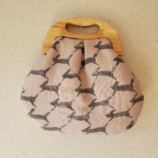 ミナペルホネン(mina perhonen)の専用★ハンドメイド　runrunrun 木の持ち手の2wayがま口バッグ(バッグ)