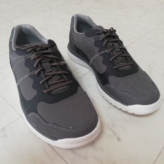 クラークス(Clarks)の未使用!!Clarks CLOUDSTEPPERS スニーカー 25.5cm (スニーカー)