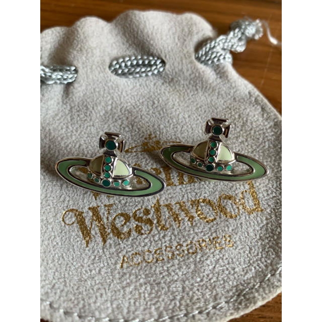 Vivienne Westwood(ヴィヴィアンウエストウッド)のVivienne Westwood オーブピアス キャッチなし レディースのアクセサリー(ピアス)の商品写真