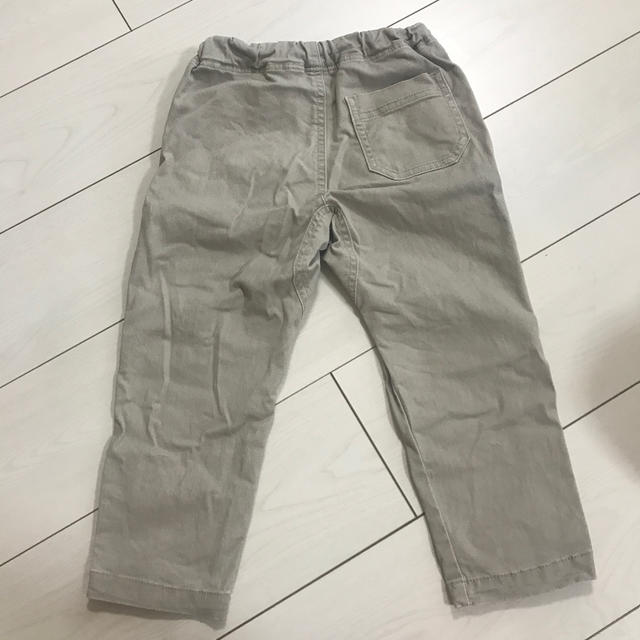 UNIQLO(ユニクロ)のユニクロ　パンツ　110 キッズ/ベビー/マタニティのキッズ服男の子用(90cm~)(パンツ/スパッツ)の商品写真