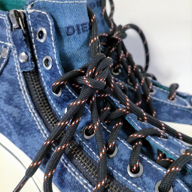 DIESEL(ディーゼル)のDiesel スニーカー レディースの靴/シューズ(スニーカー)の商品写真