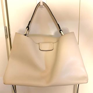 ドゥーズィエムクラス(DEUXIEME CLASSE)のGIANNI CHIARINI ショルダー付　ハンドバッグ　アイボリー(ハンドバッグ)